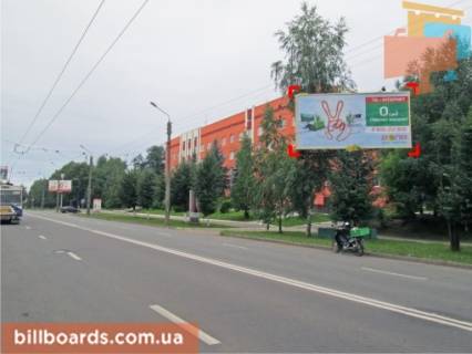 Билборд A в Черновцах вул. Героїв Майдану (Червоноармійська), 226 фото 1